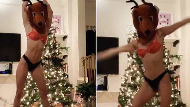 nina-agdal-reindeer.jpg